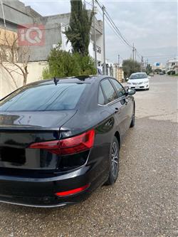 ڤۆڵکسواگن جێتا